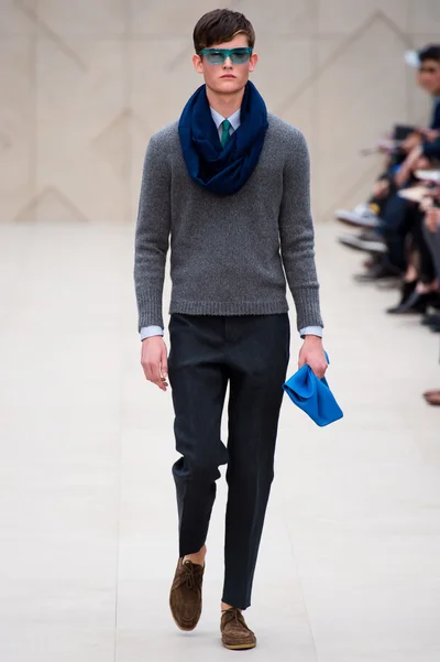 Look 17